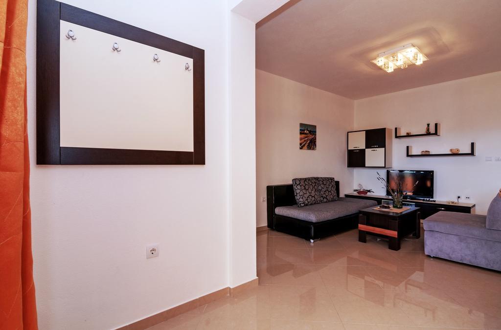 Apartments Jadranka Привлака Екстер'єр фото