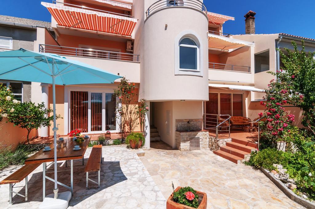 Apartments Jadranka Привлака Екстер'єр фото